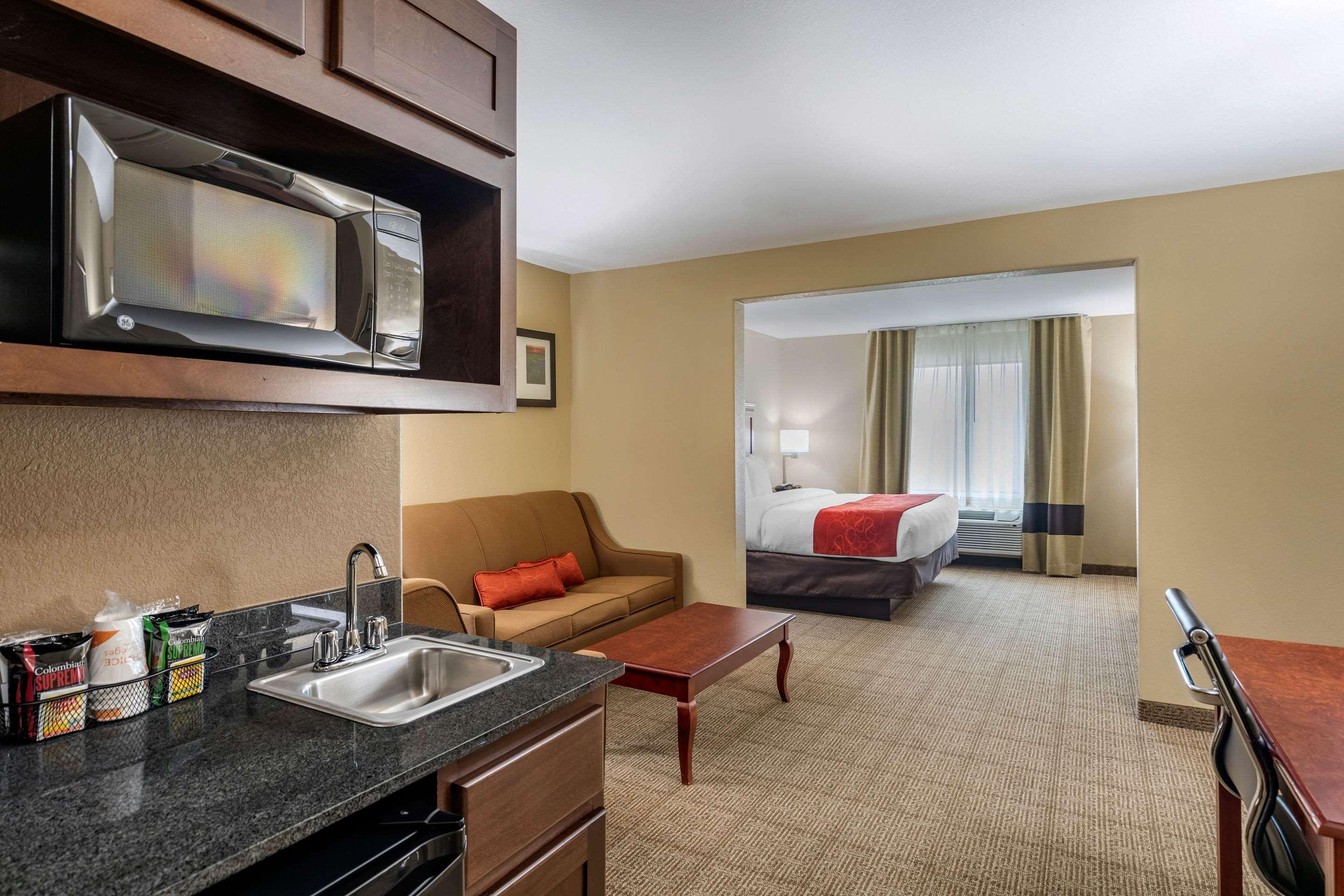 Comfort Suites Ennis Exterior foto